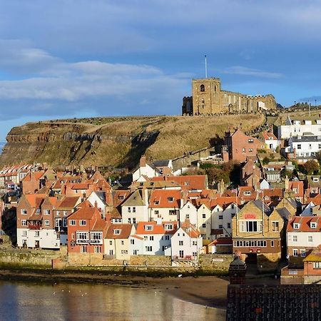Bijou Romantic Retreat, Whitby Centre Екстер'єр фото