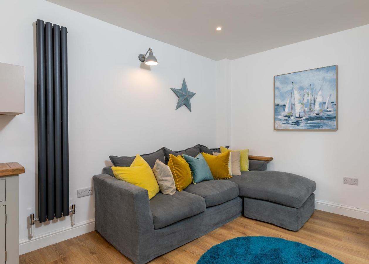 Bijou Romantic Retreat, Whitby Centre Екстер'єр фото