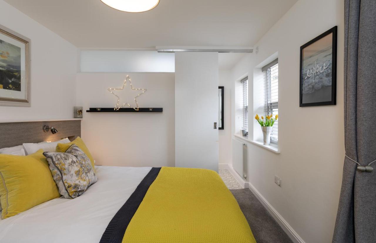 Bijou Romantic Retreat, Whitby Centre Екстер'єр фото