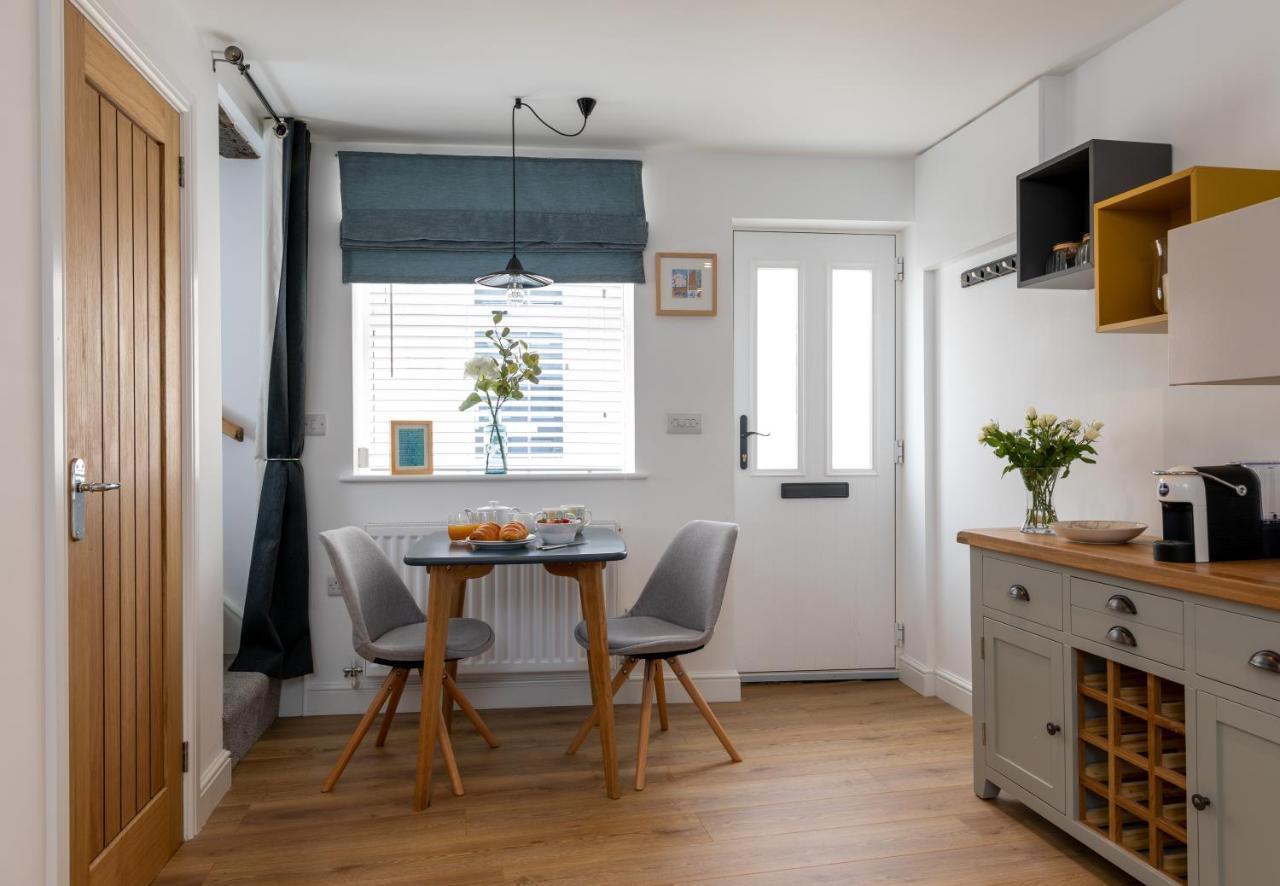 Bijou Romantic Retreat, Whitby Centre Екстер'єр фото