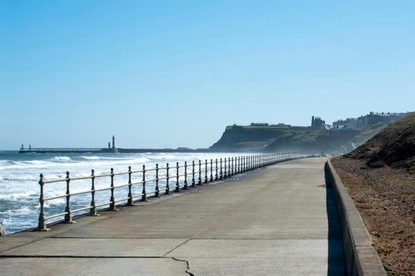 Bijou Romantic Retreat, Whitby Centre Екстер'єр фото